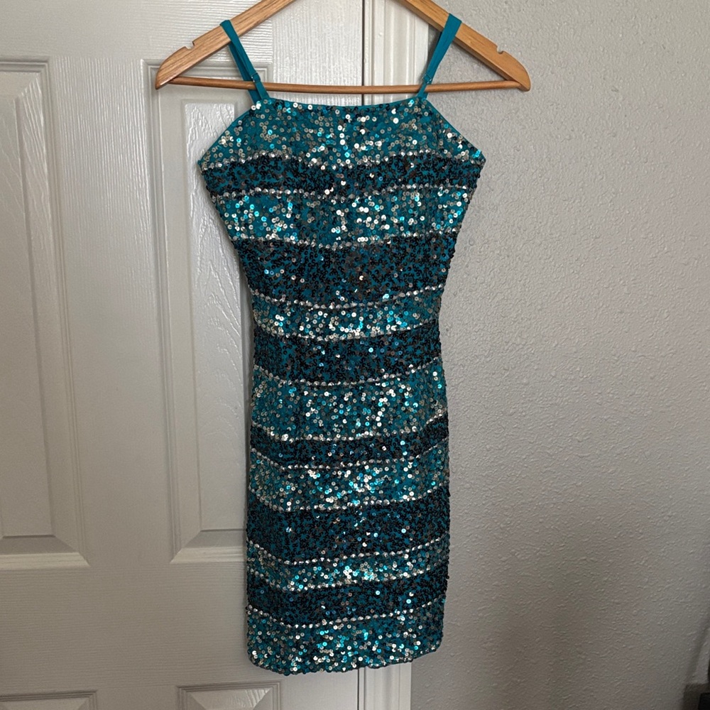 Shail K Silk Sequin Sparkly Bodycon Mini Dress Teal Blue Party Cocktail Size 2